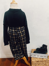 Load image into Gallery viewer, Plaid Ankle Pants