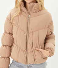 Load image into Gallery viewer, Puffer Jacket