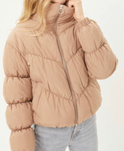 Load image into Gallery viewer, Puffer Jacket