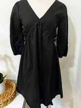 Load image into Gallery viewer, Aubrey Dress