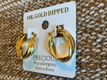 Load image into Gallery viewer, Shelly earrings
