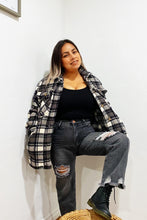 Load image into Gallery viewer, Plaid Flannel Jacket
